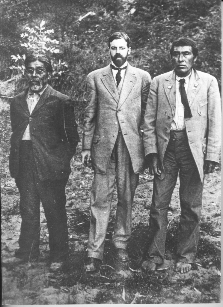 Ishi with Alfred Kroeber and Sam Batwai, 1911